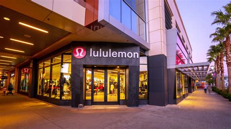 lululemon athletica.